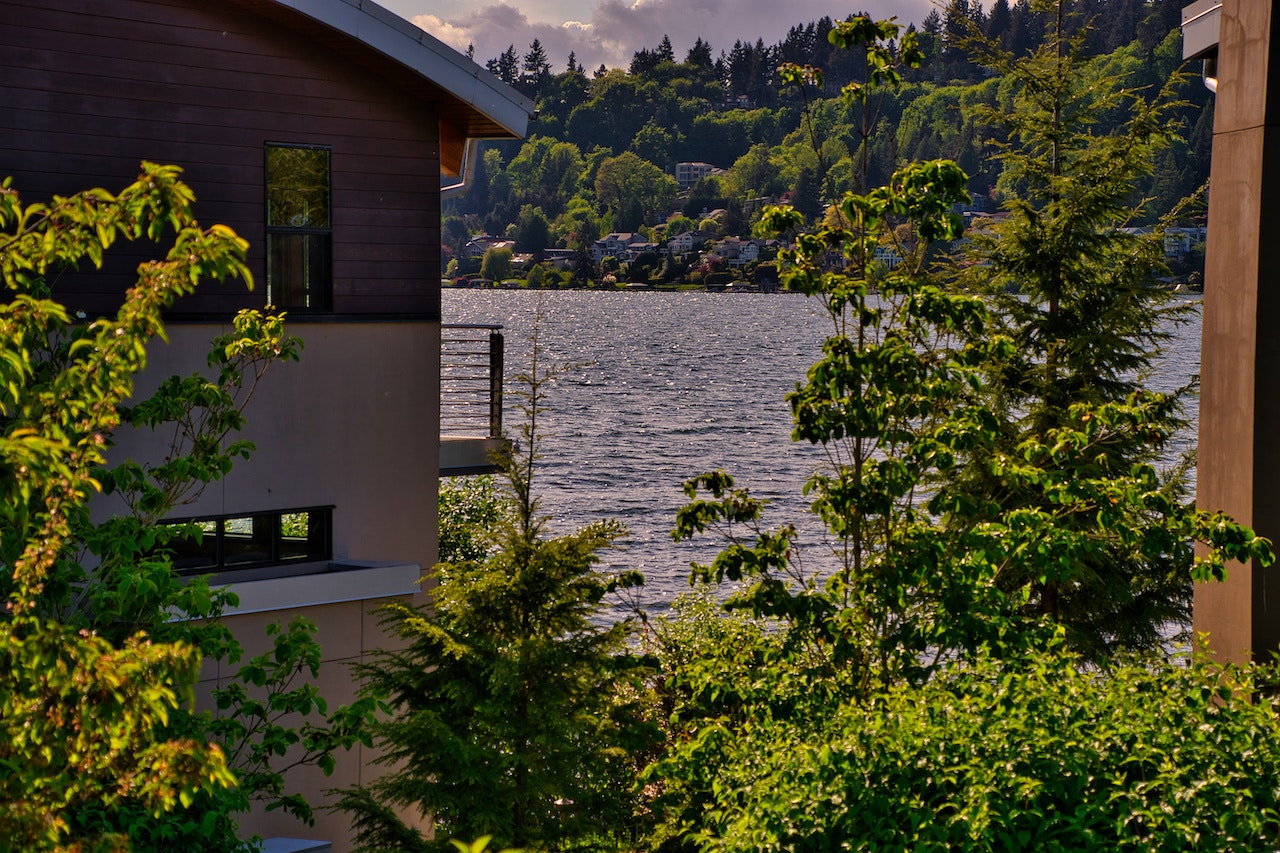 Waterfront home on Mercer Island