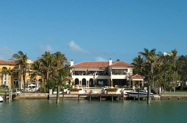 waterfront house key biscayne