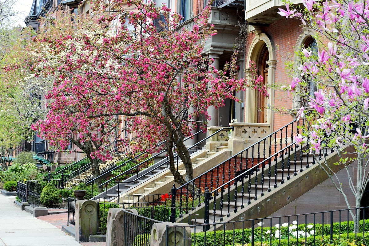 best-time-to-buy-a-home-in-boston.webp